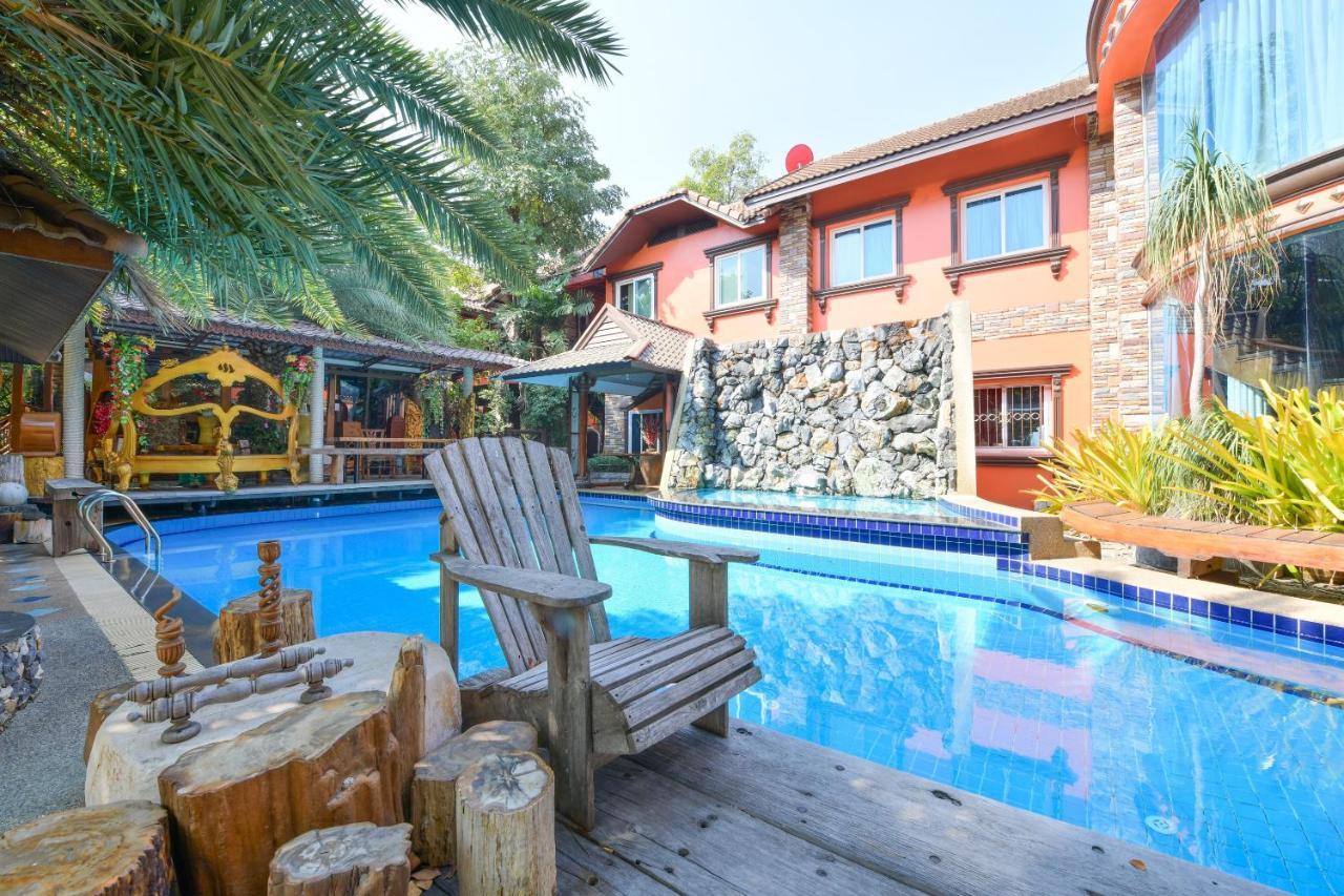 Oyo 549 Maesri Resort Pattaya Zewnętrze zdjęcie