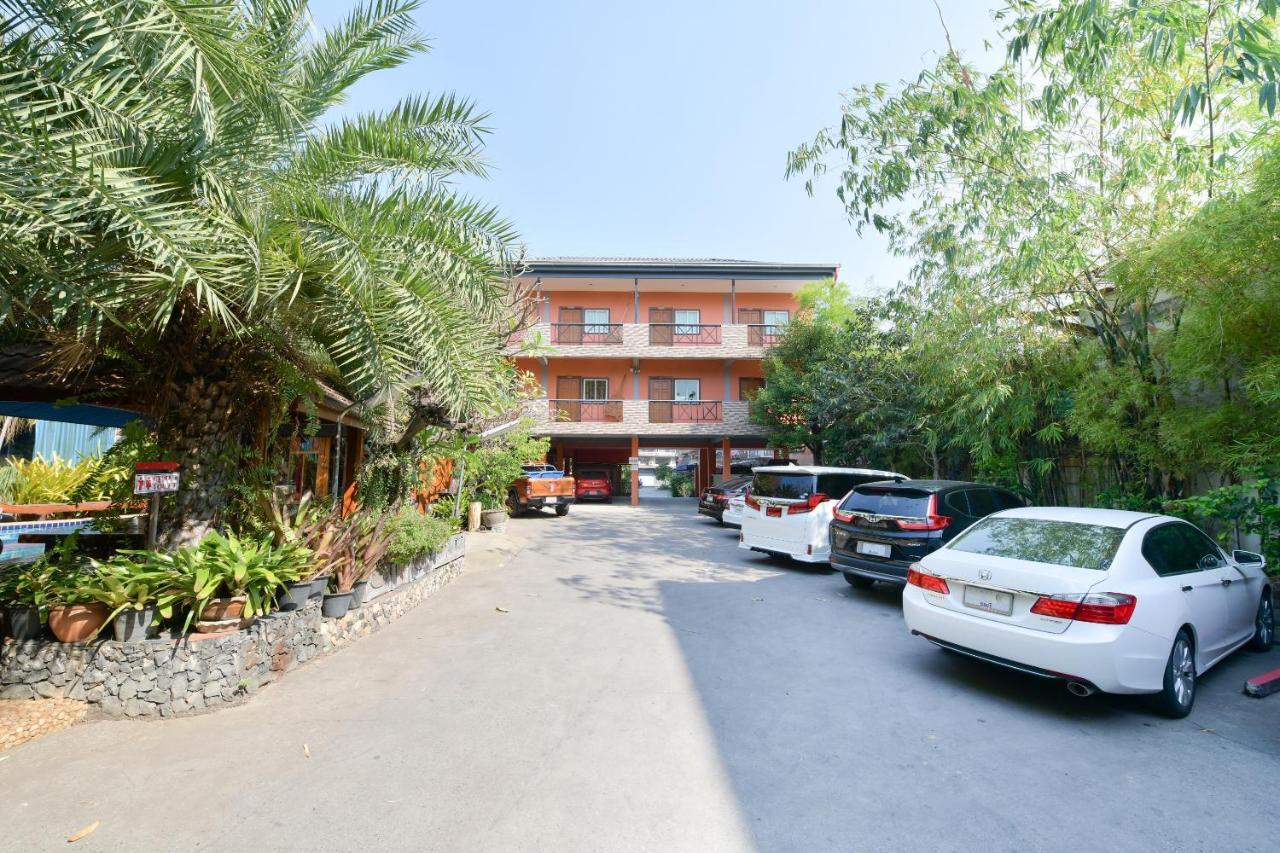 Oyo 549 Maesri Resort Pattaya Zewnętrze zdjęcie