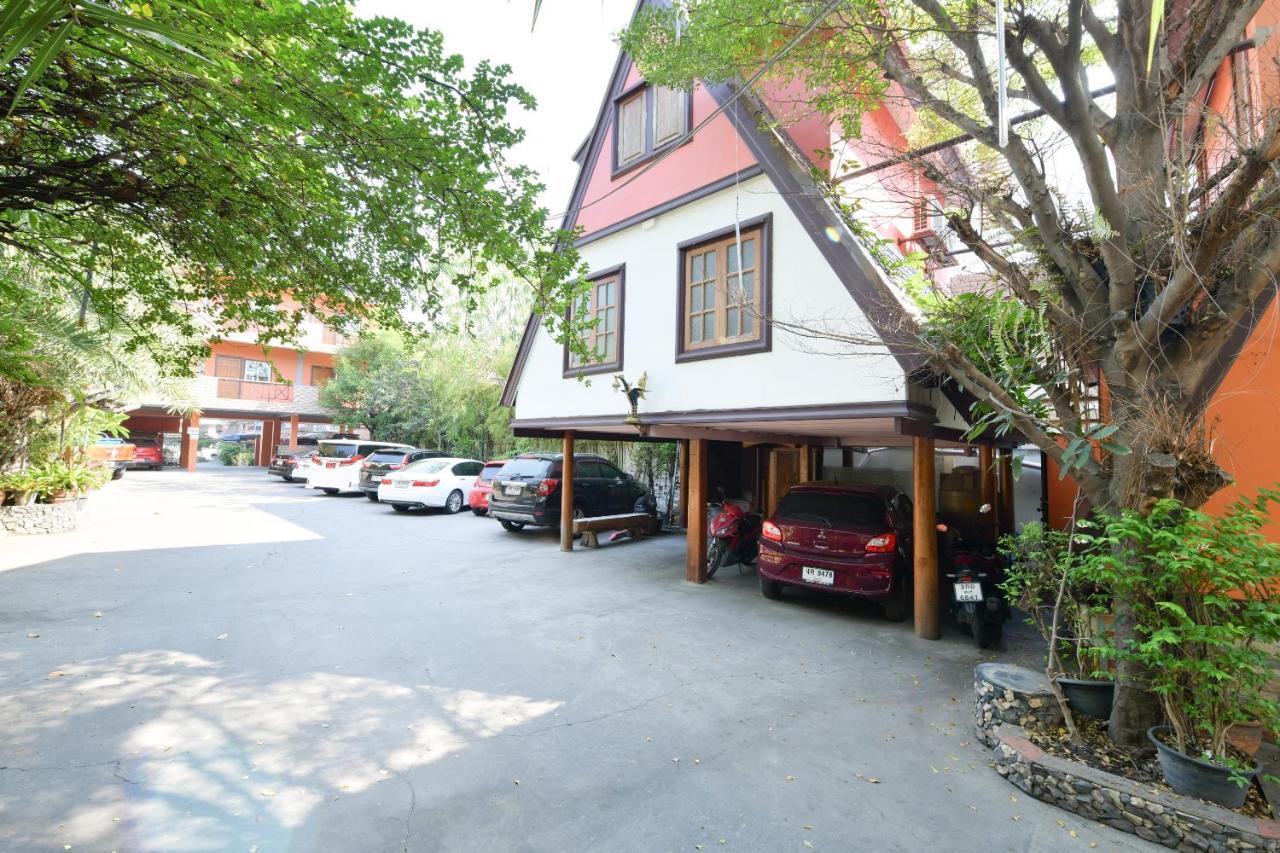Oyo 549 Maesri Resort Pattaya Zewnętrze zdjęcie