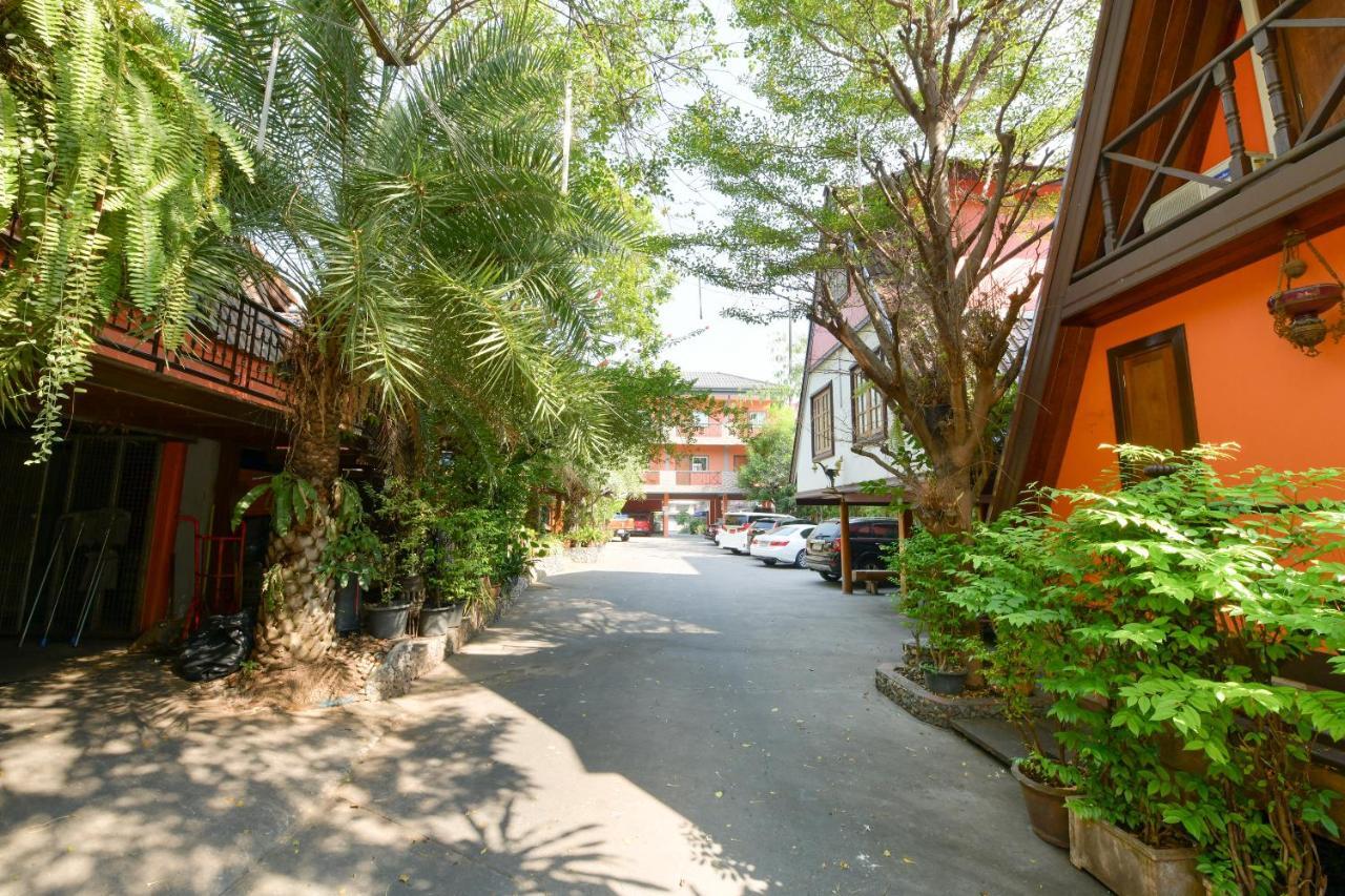 Oyo 549 Maesri Resort Pattaya Zewnętrze zdjęcie